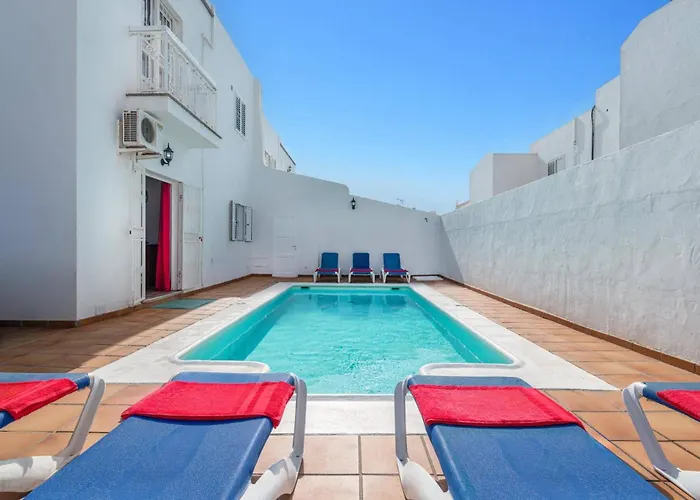 Castillo By Βίλα *