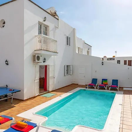 Villa Castillo By