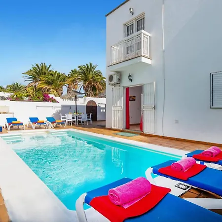Villa Castillo By Puerto del Carmen (Lanzarote)